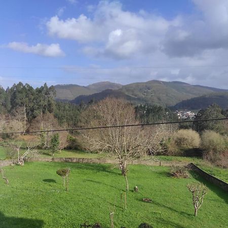 Casa Familiar Con Finca Privada Viveiro Buitenkant foto