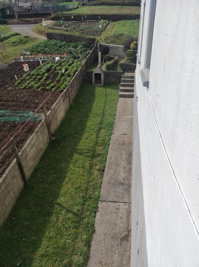 Casa Familiar Con Finca Privada Viveiro Buitenkant foto